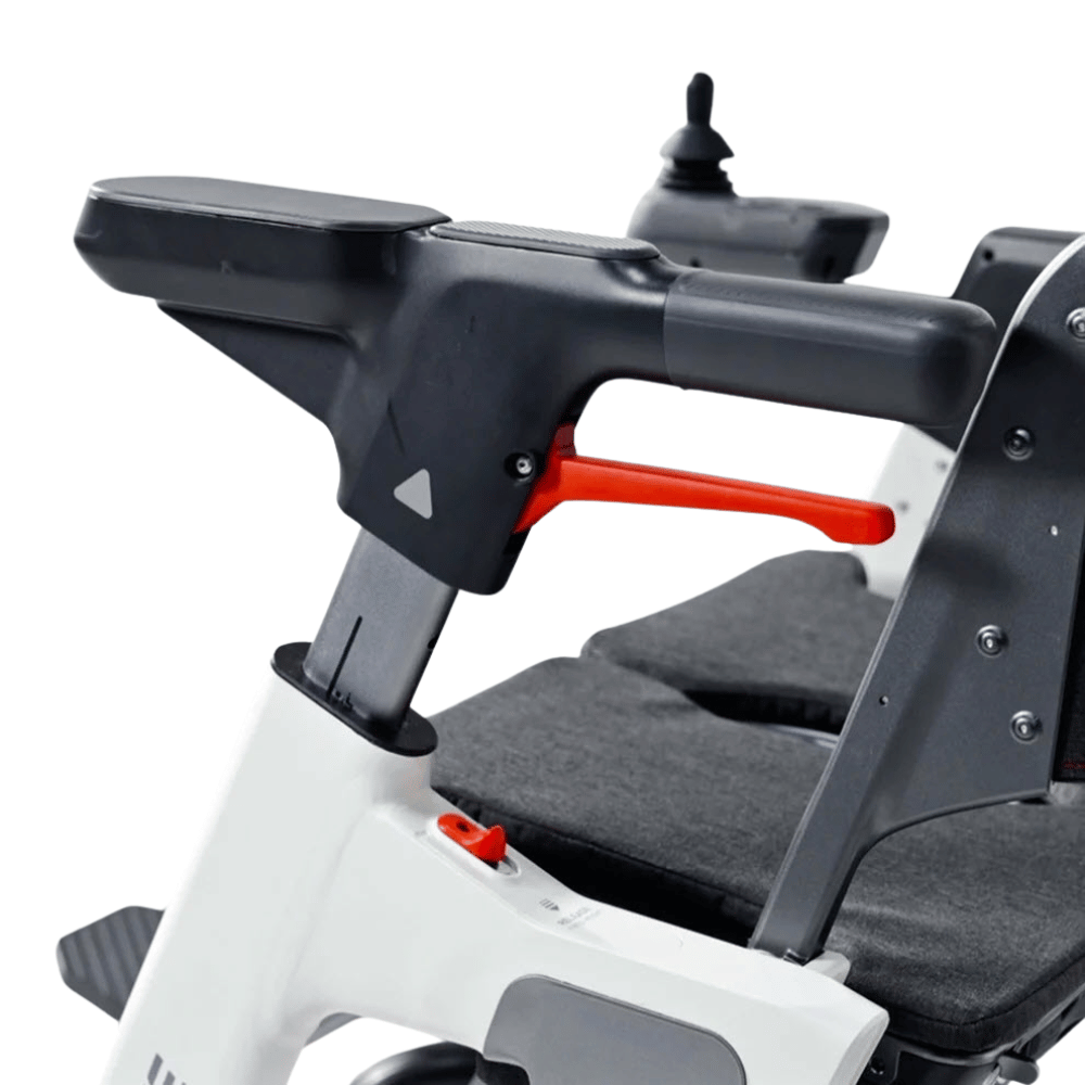 Enhance Mobility Roamate 3-in-1 Power Rollator in white color - Handle Bars Closeup View