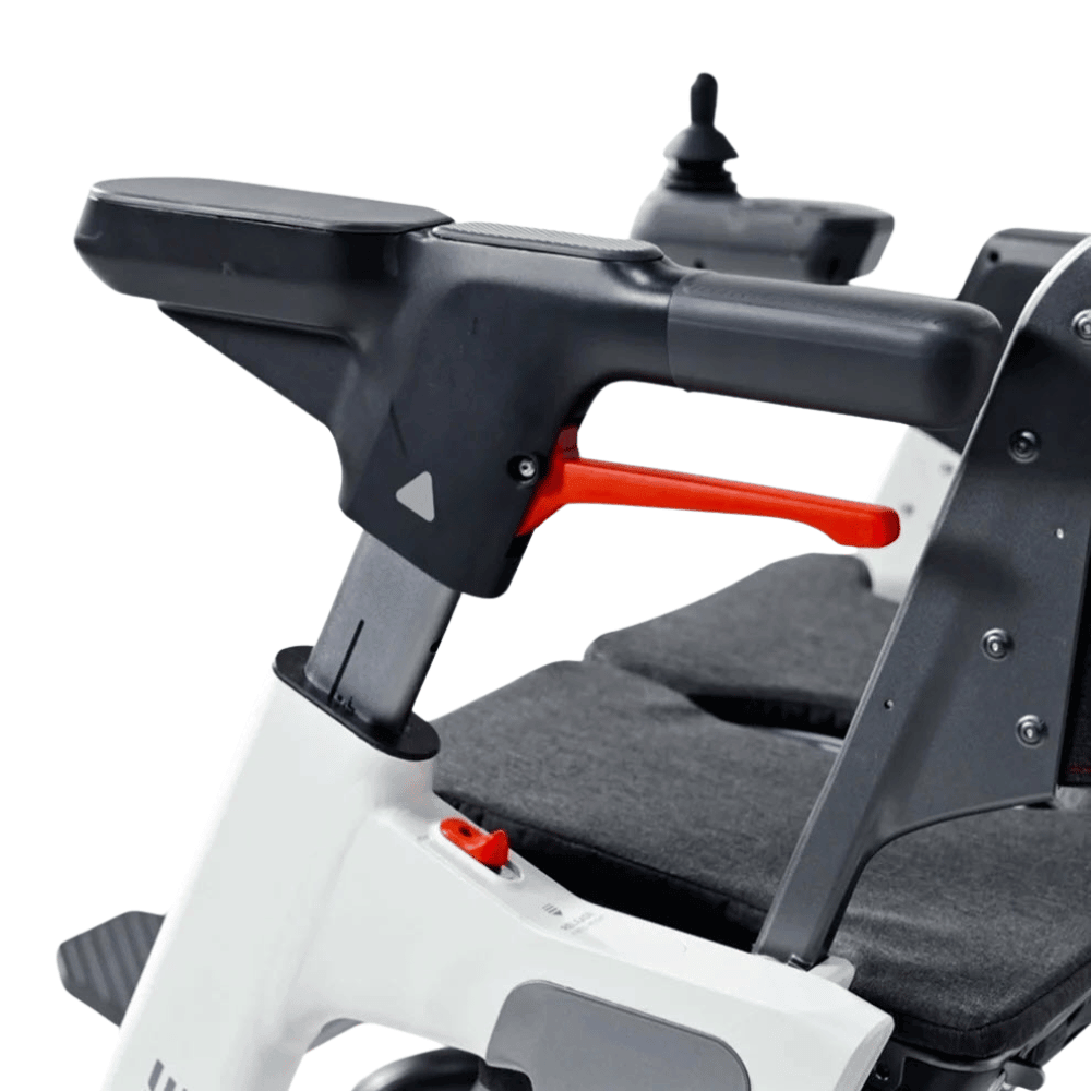 Enhance Mobility Roamate 3-in-1 Power Rollator in white color - Handle Bars Closeup View